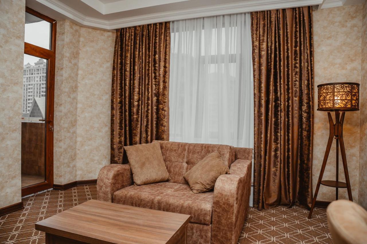 Alison Hotel باكو المظهر الخارجي الصورة